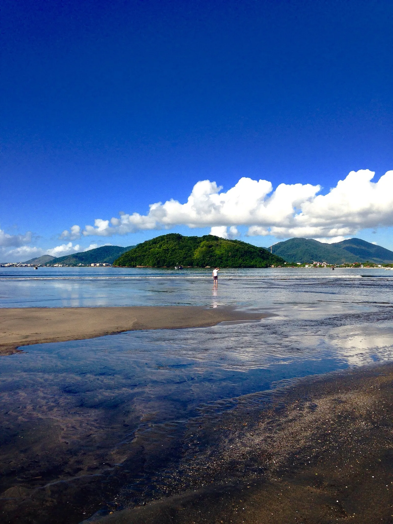 Perequê-Açu beach near the town centre, a short walk from the Projeto Tamar turtle centre.